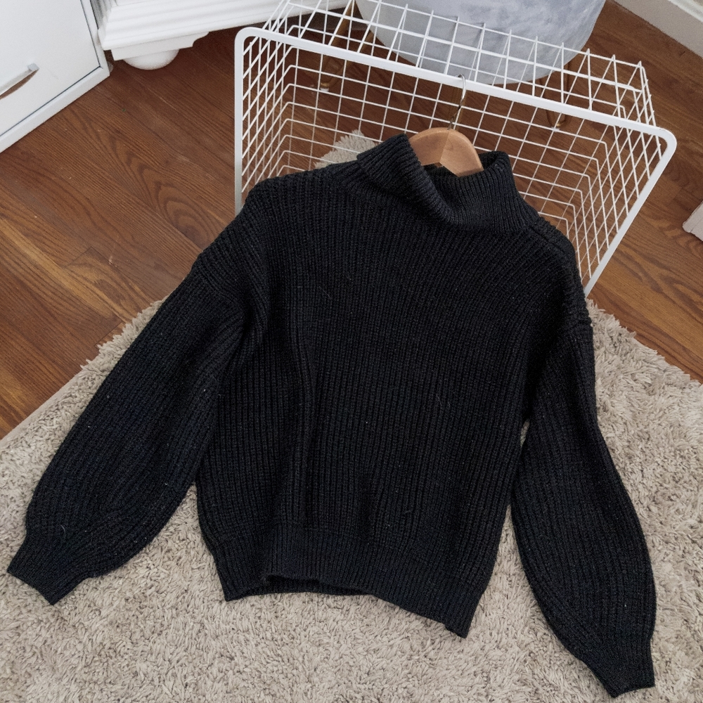Black women's chunky turtleneck sweater